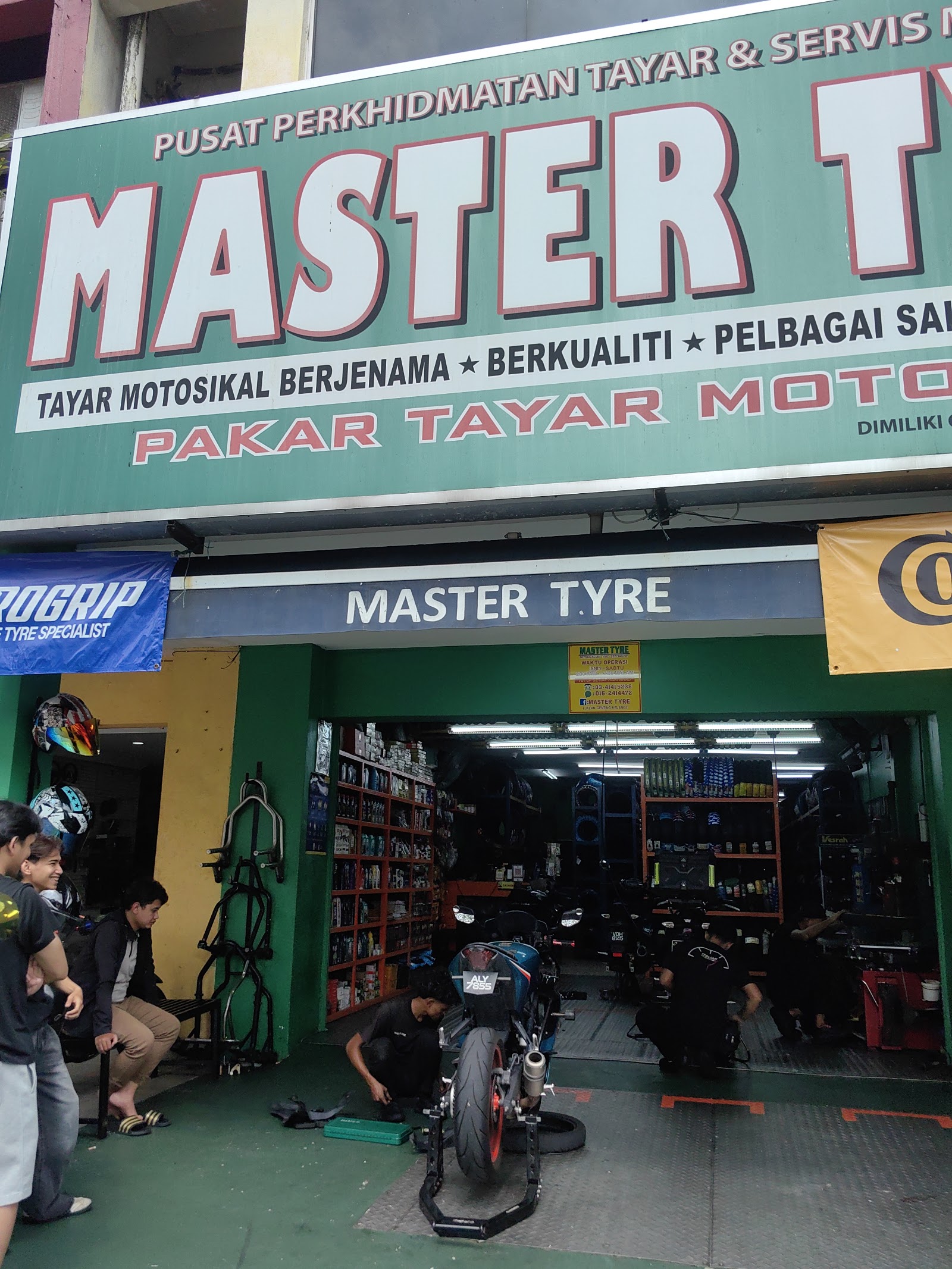 CSY Auto & Tyres Trading (SETAPAK TYRE SHOP) 9